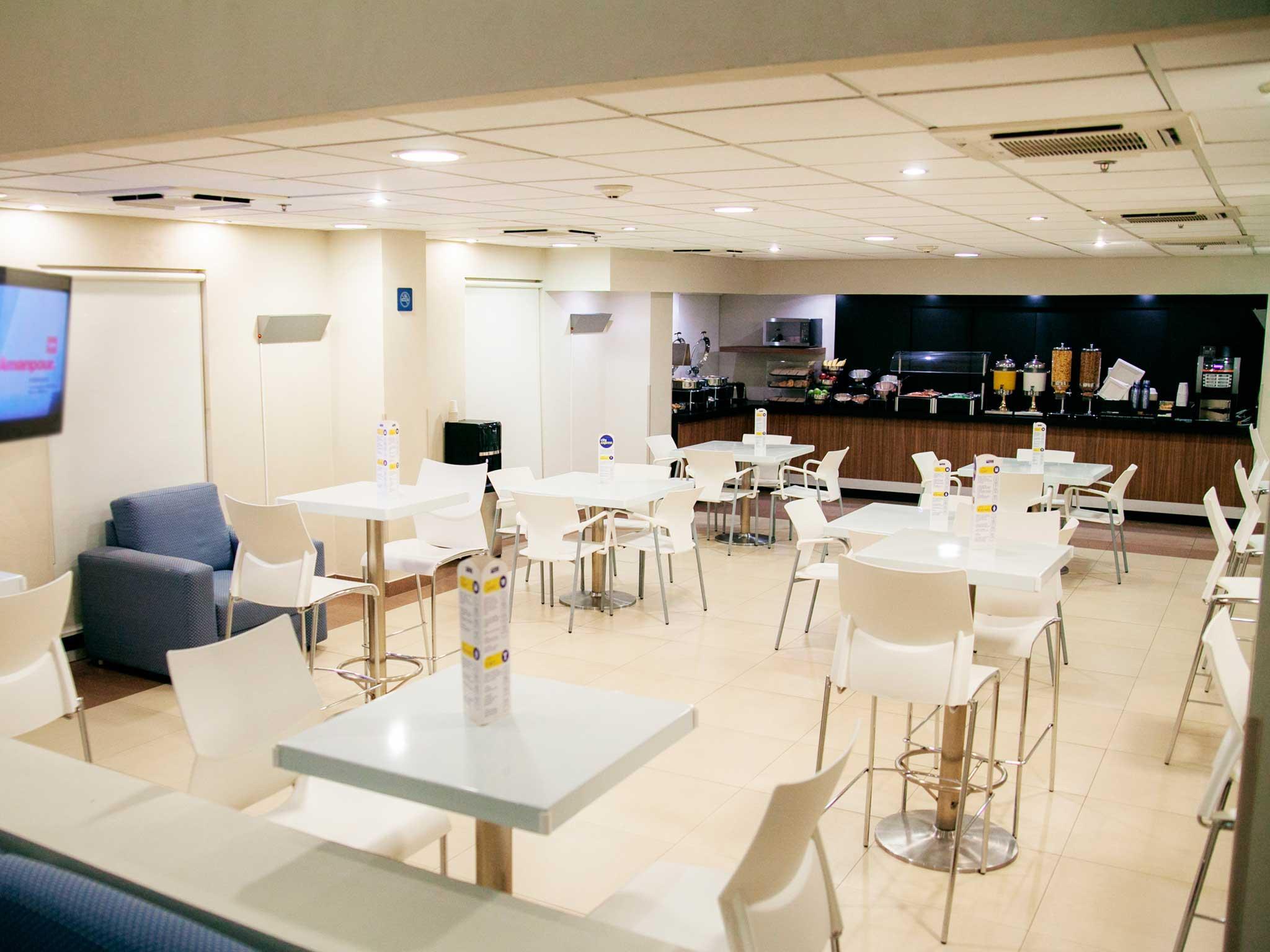 蒙特雷埃尔罗普埃托城市通酒店 Apodaca 外观 照片