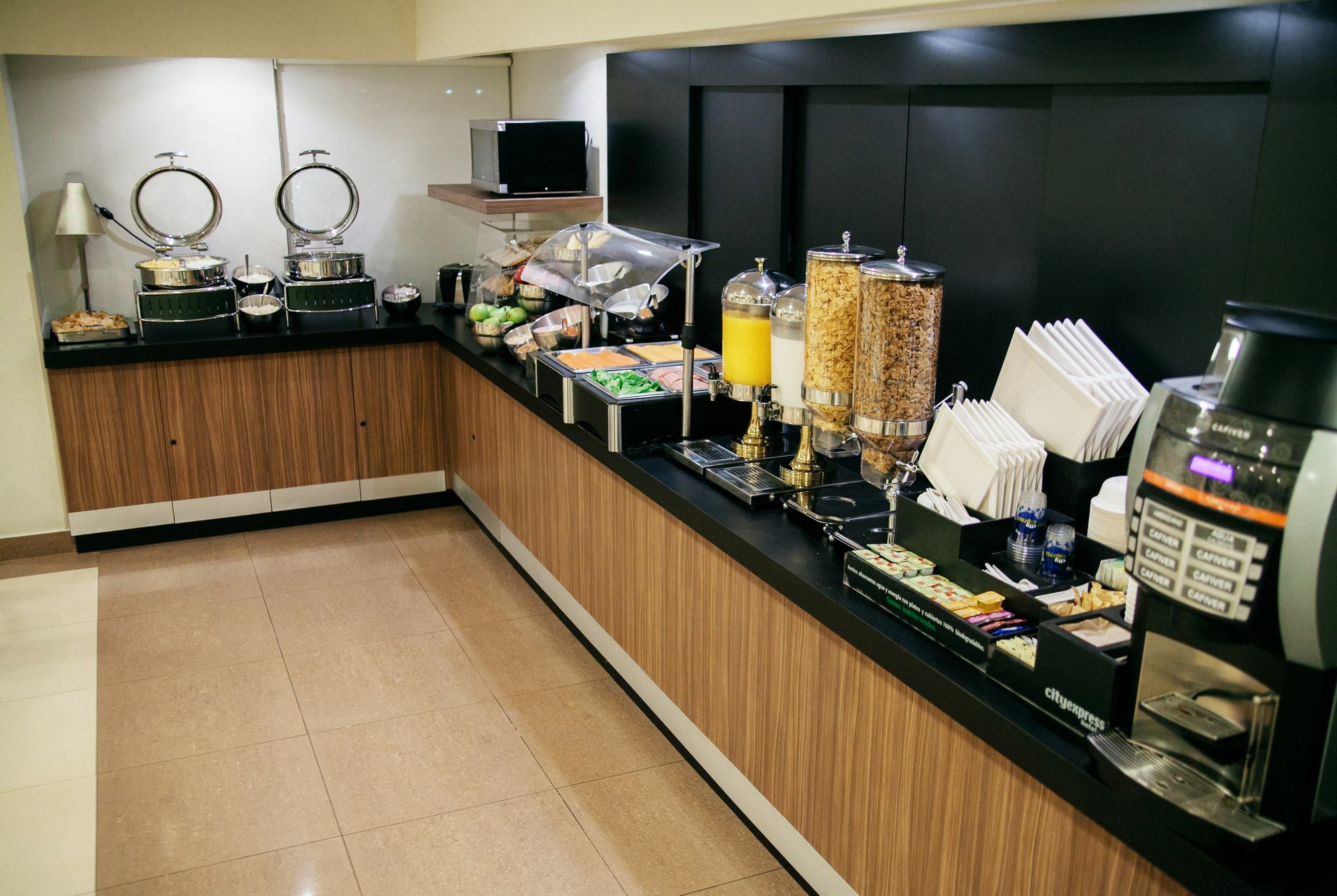 蒙特雷埃尔罗普埃托城市通酒店 Apodaca 外观 照片